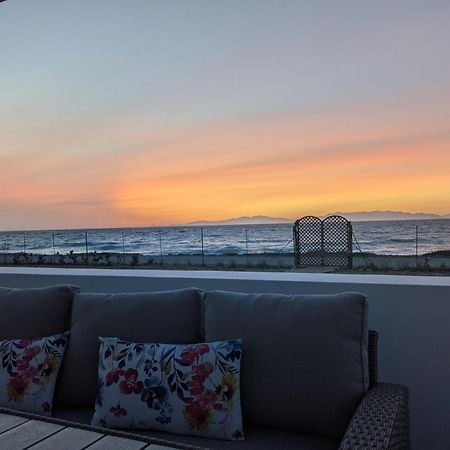 Lambou Beach Sunset Soroni Exterior photo